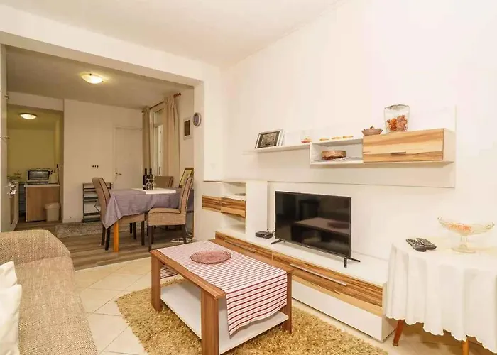 One-bedroom In Lxxv