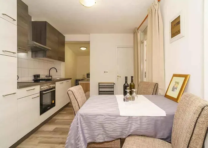 One-bedroom In Lxxv * Цриквеница