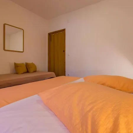 One-bedroom In Lxxv 公寓 *