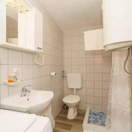 One-bedroom In Lxxv *