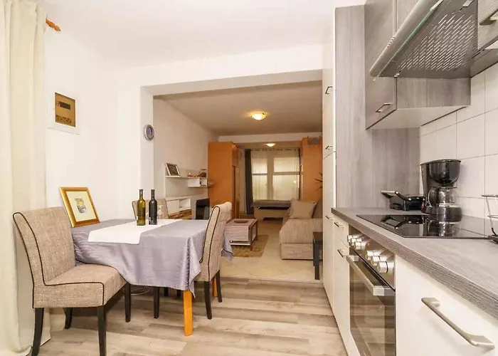 דירה One-bedroom In Lxxv קריקווניצה